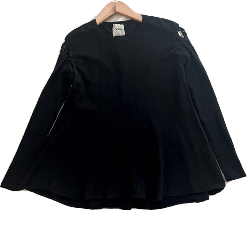 (nude) beautiful black blouse